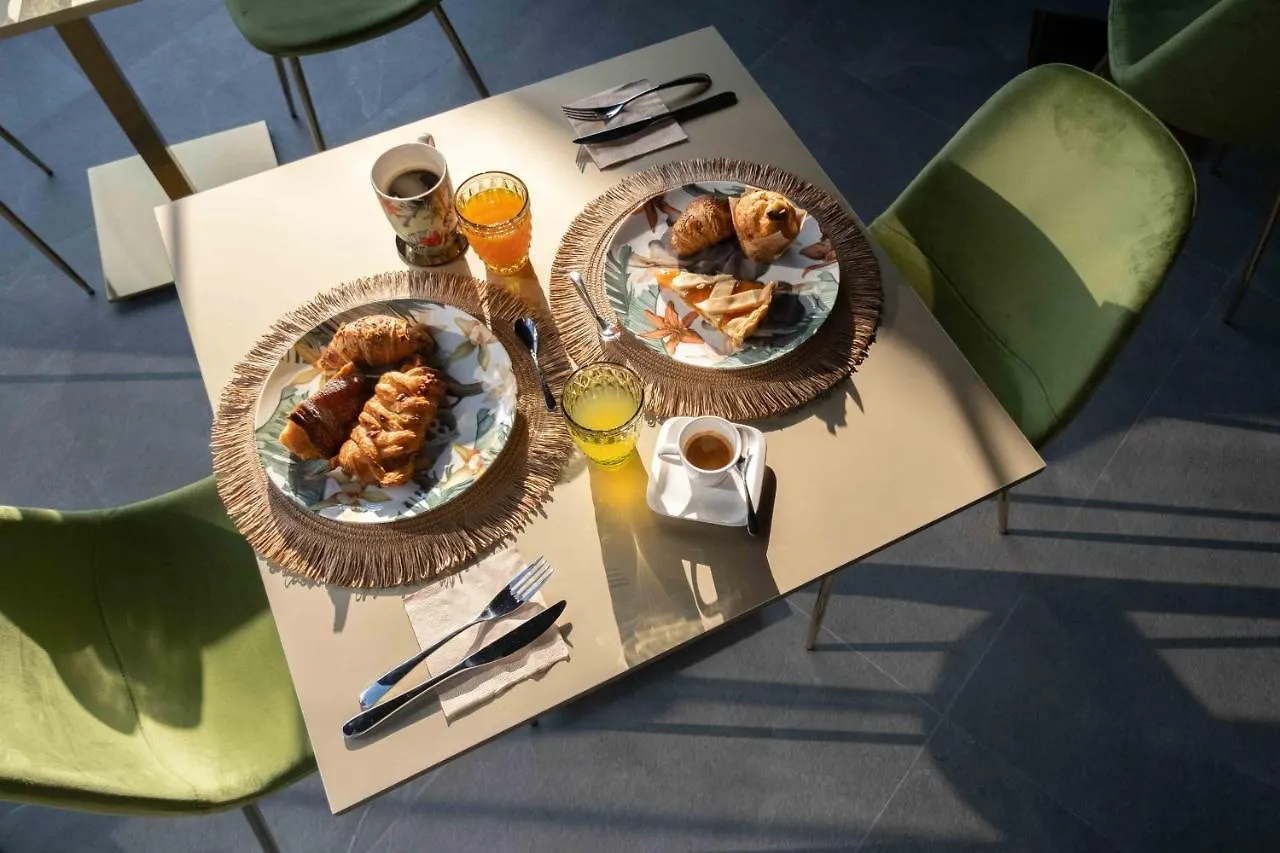Divina Charme Bed & Breakfast Mascalucia 5*,  Italy