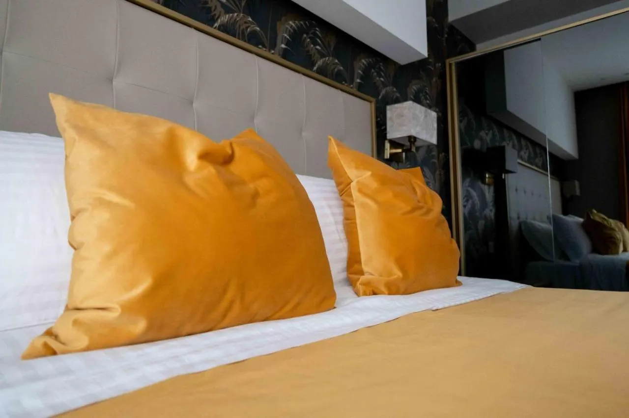 ***** Nocleg ze śniadaniem Bed and Breakfast Divina Charme Mascalucia Włochy