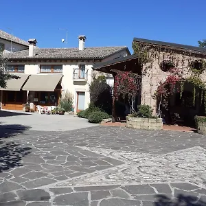 Melo In Fiore Con E Colazioni Nella Zona Del Prosecco Docg Asolo Farm stay Maser